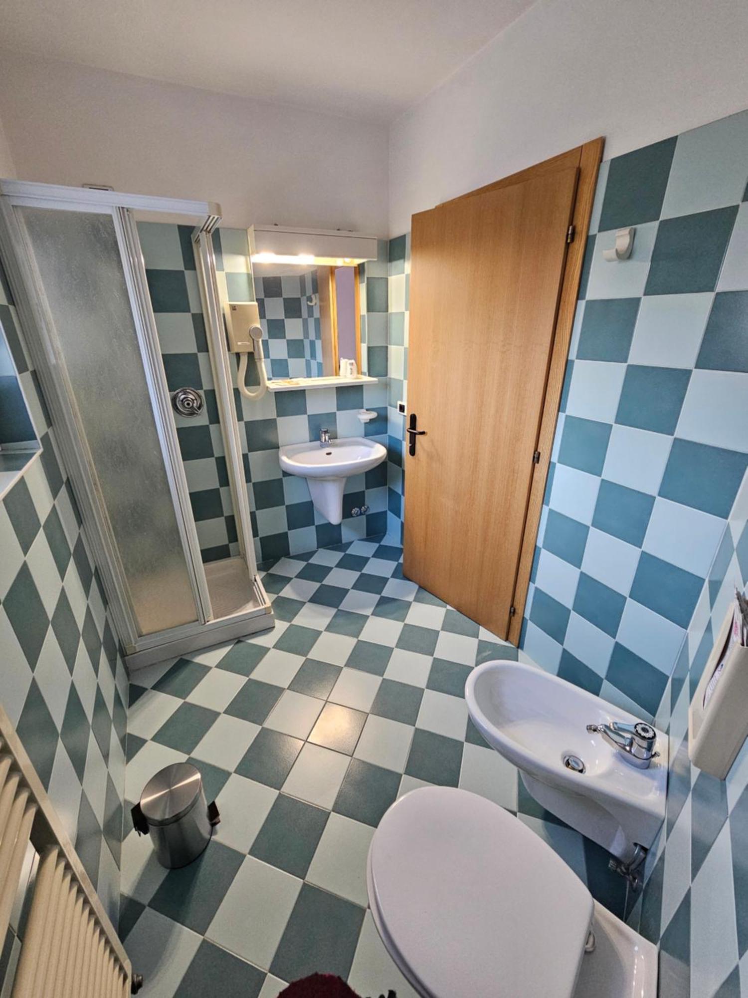 Hotel Ideal Sarche di Calavino Exterior photo
